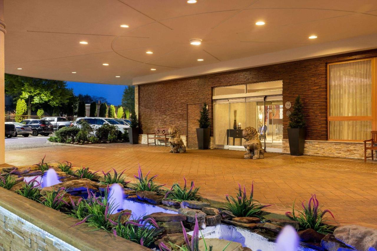 Viana Hotel And Spa, Trademark Collection By Wyndham Westbury Eksteriør billede